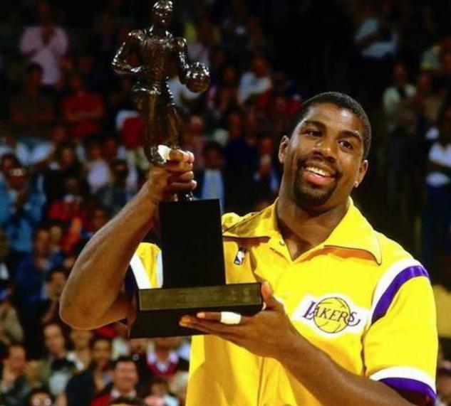 满悬念的对 满悬念的对