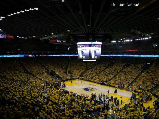 队都有申京 队都有申京