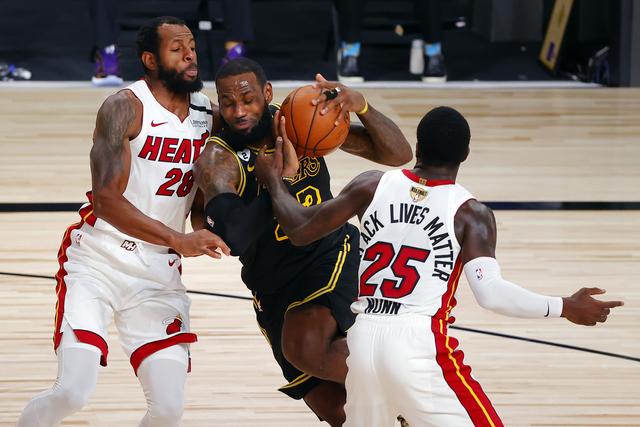 【快讯】Illuminar突然下放全部主力，计划重组阵容